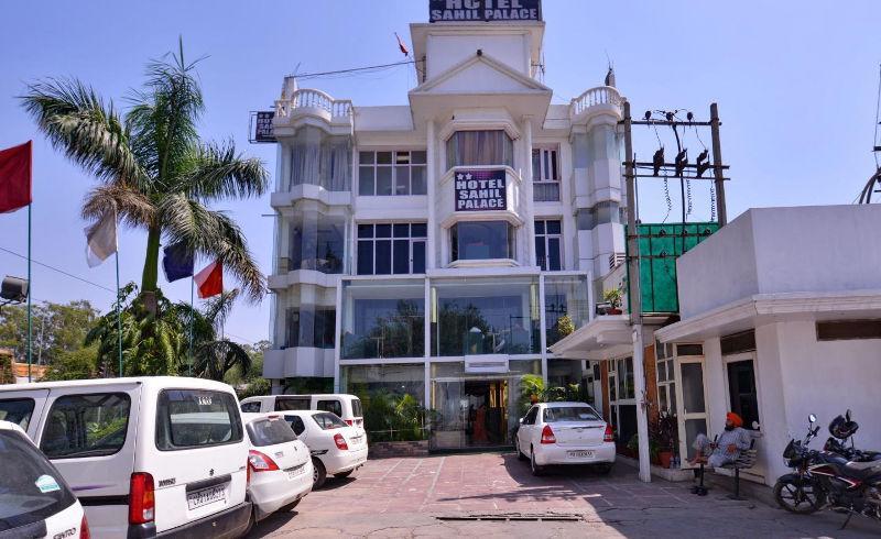 Hotel Sahil Palace Rupnagar  Exterior photo